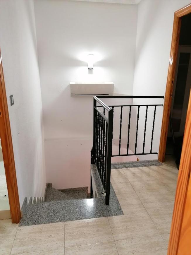 Magnificent 3 Bedroom House Close To The Beach With Community Swimming Pool Santa Pola Zewnętrze zdjęcie
